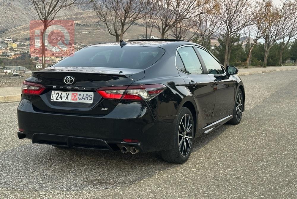 تۆیۆتا کامری